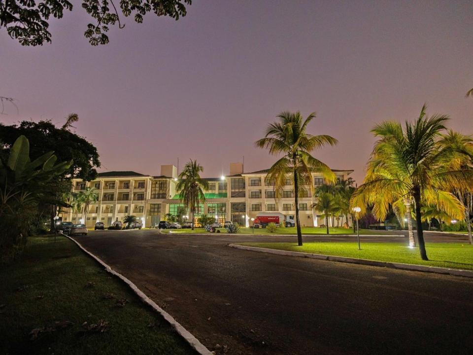Araguaia Hotel Barra do Garças エクステリア 写真