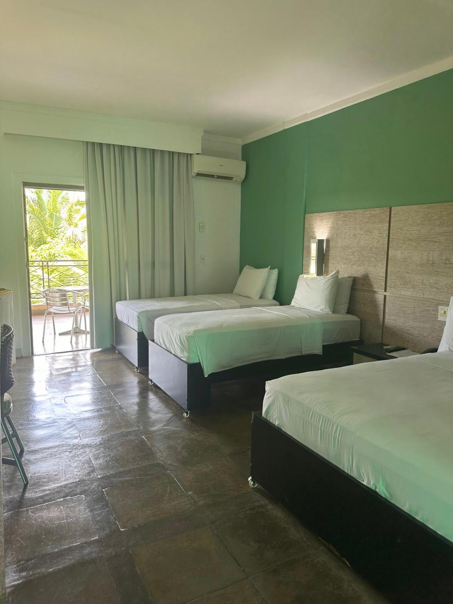 Araguaia Hotel Barra do Garças エクステリア 写真