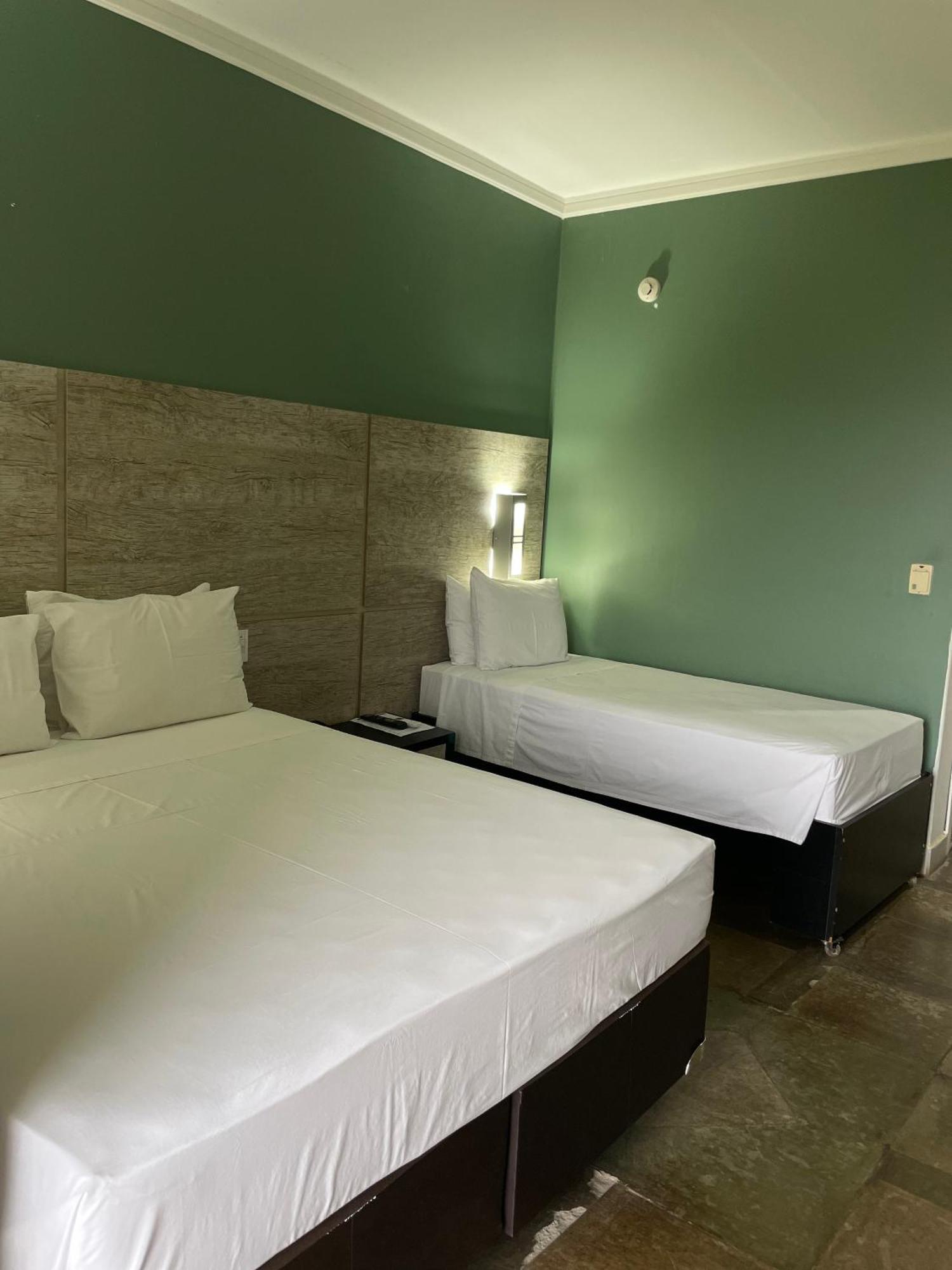 Araguaia Hotel Barra do Garças エクステリア 写真